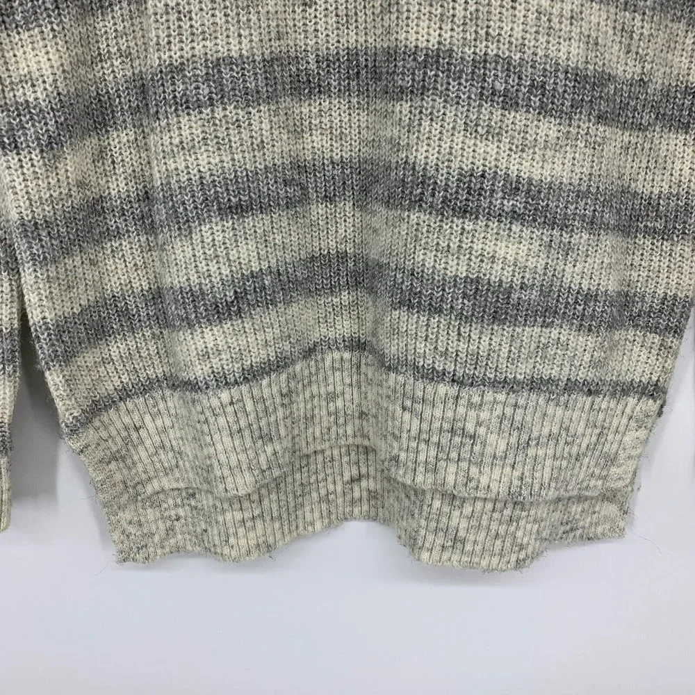 American Eagle Sweater Gray Beige Stripe Long Sleeve Knit Mock Neck - Picture 3 of 8